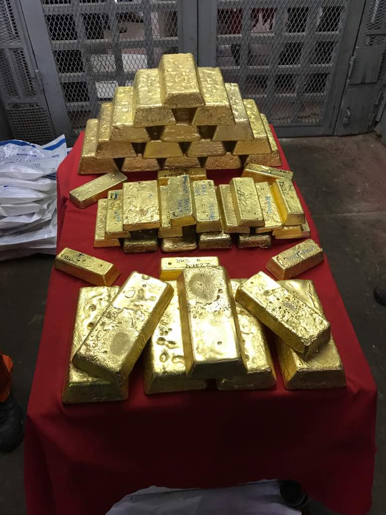 jaarreaza's tweet image. Informo que en este momento arriba al BCV un nuevo cargamento de 407 kg de oro minero, desde El Callao ¡Motor Minería / inversión social!