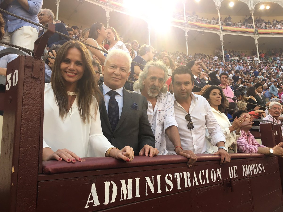 Victoria collantes tweet media