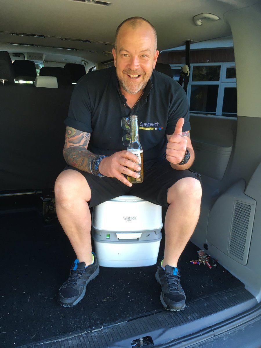 lloyd_rimmer's tweet photo. Toilet installed in the van. #tinkleandgo #nosolids https://t.co/jourGk57D9