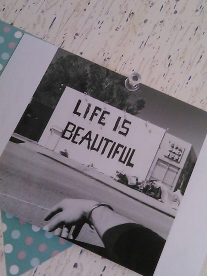 jcspeaches's tweet photo. @jccaylen @jaysee look what I put up in my room https://t.co/GHLXhwBOwb