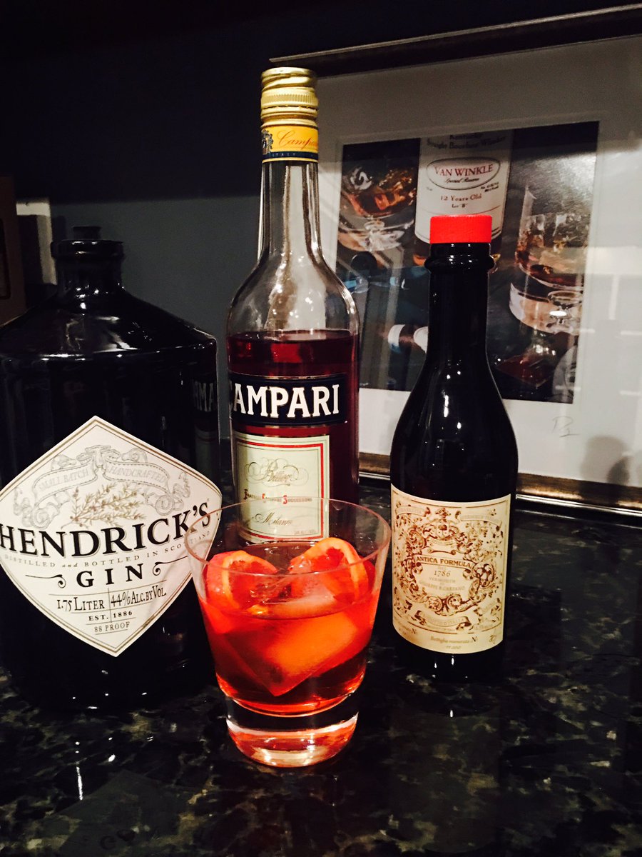 adamred's tweet photo. Homemade Blood Orange Negroni @campari @HendricksGin https://t.co/yUnHnIZzJB