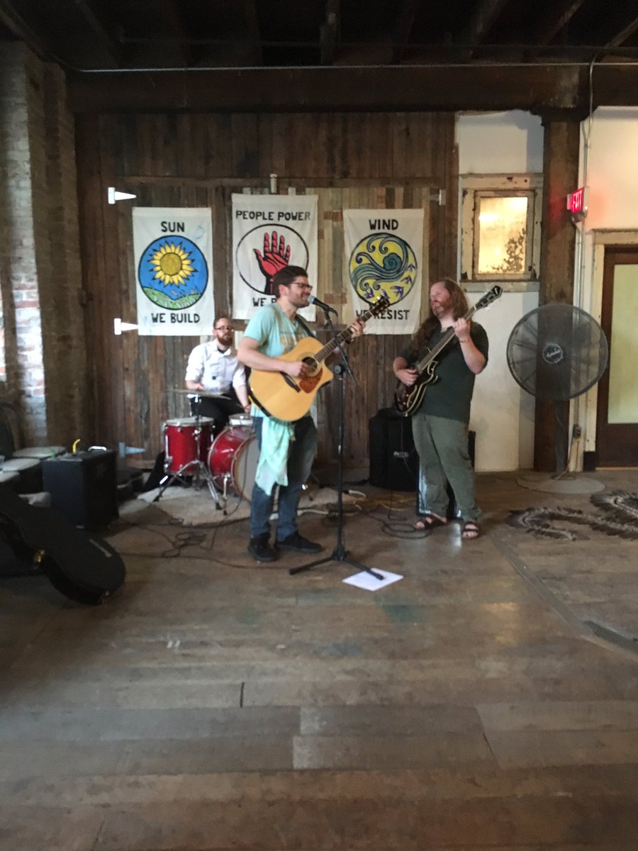 ClimateMarchKC's tweet image. Our first art exhibit featuring Josh King and the Ruins live! #ClimateChange #peoplesclimate #firstfriday #peoplesclimatekc #westbottoms