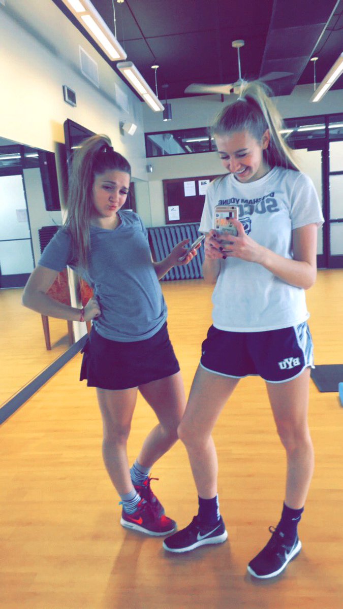 ashbrock7's tweet photo. HAPPY BIRTHDAY TO MY BESTEST FRIEND:):):):) @alyssaspackman https://t.co/1QXqj5Ldgi