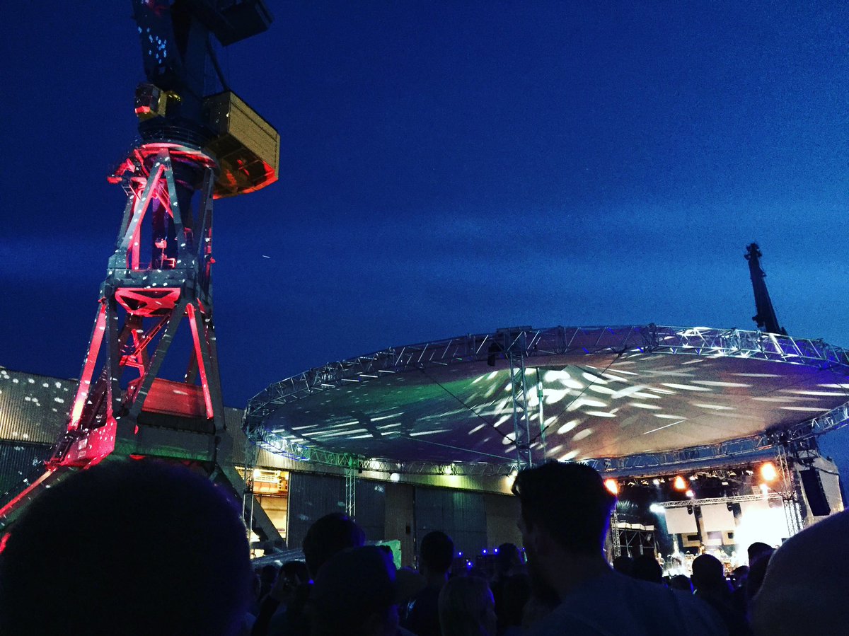 Elbjazz's tweet photo. #amhelgen #discotized #fusionized #snarkyabersowasvonpuppy #elbjazz17 https://t.co/owvkE3V2sQ