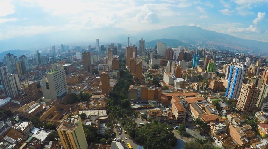 acimedellin's tweet photo. How is Medellin a model of urban transformation and social resilience? https://t.co/mAWrpKke7X vía @Ede_WBG by @WorldBank #Mdelab https://t.co/1x9haBEH5H