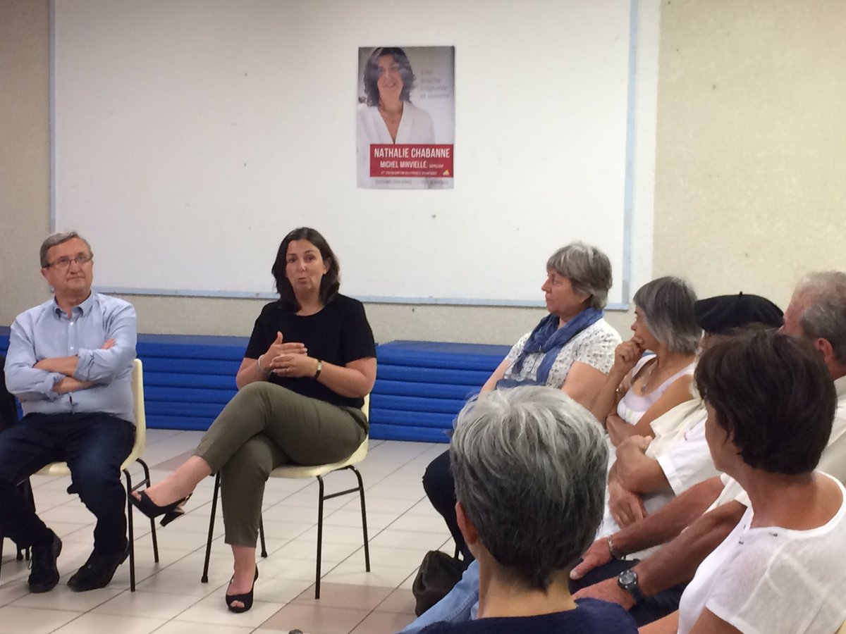 Soulanille's tweet photo. À #Artigueloutan @Chabanne_Nat défend avec sincérité l'école rurale et les petites collectivités #chabanne2017 #UneGaucheExigeanteEtOuverte https://t.co/4dvaSouzUi