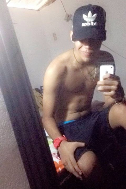 ArthurD__'s tweet photo. Te esperare relajao, Para que nadie note que ando azarao´ por ti.😚 https://t.co/AwQN5AM6lb