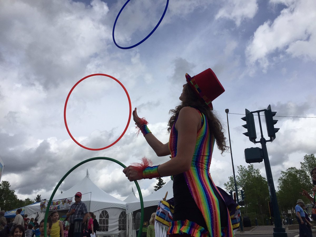 MargeauxMaron's tweet photo. Made some big promises for sunshine this afternoon &amp; Mother Nature obliged! 😊Checking out the International Children's Festival in #StAlbert https://t.co/1RsjKyKFTa