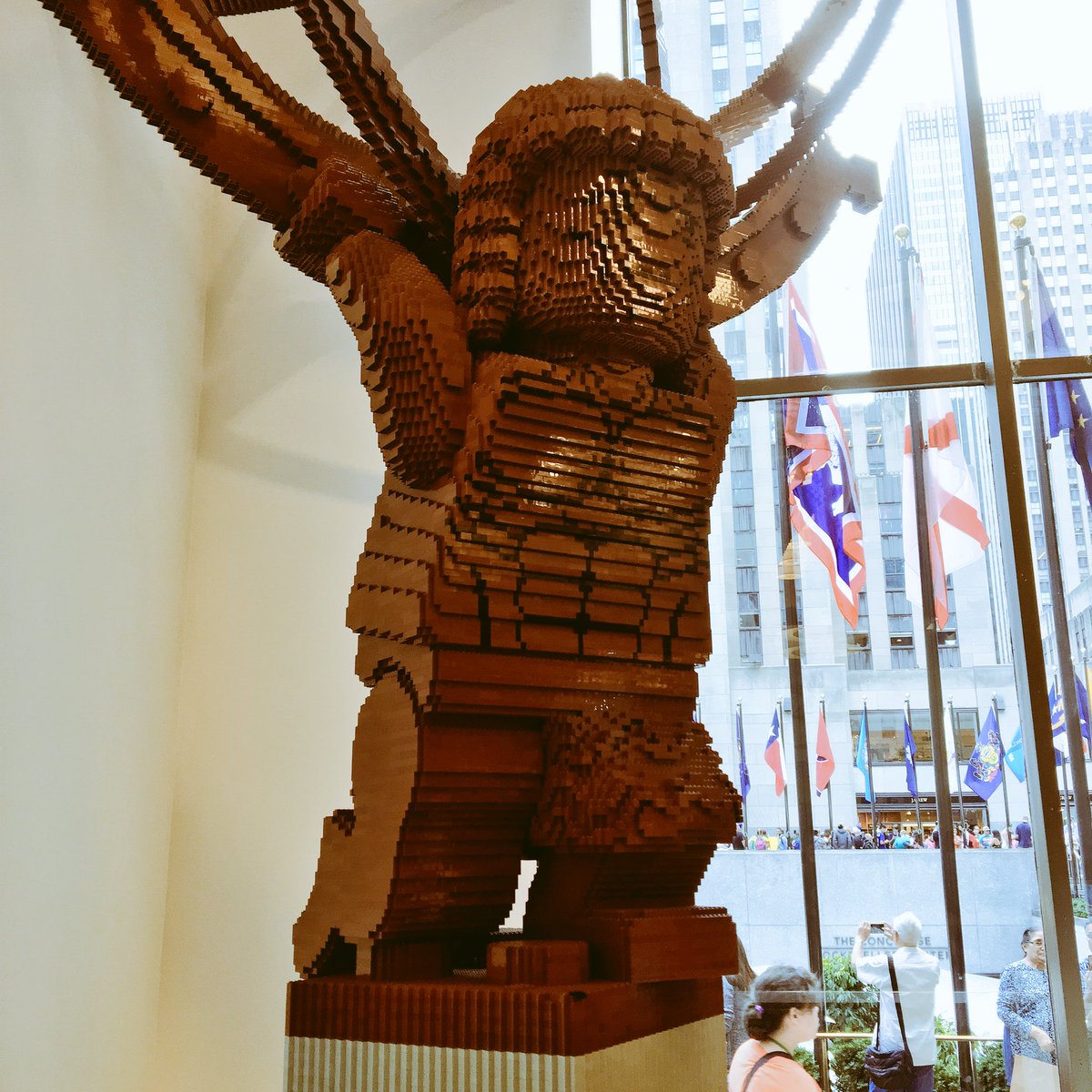 CarleeQWright's tweet photo. .@I_am_orange ...haven't made it to Corvallis yet, but just stopped in the @LEGO_Group store in #NYC 😍 https://t.co/iFBn8jkbq2