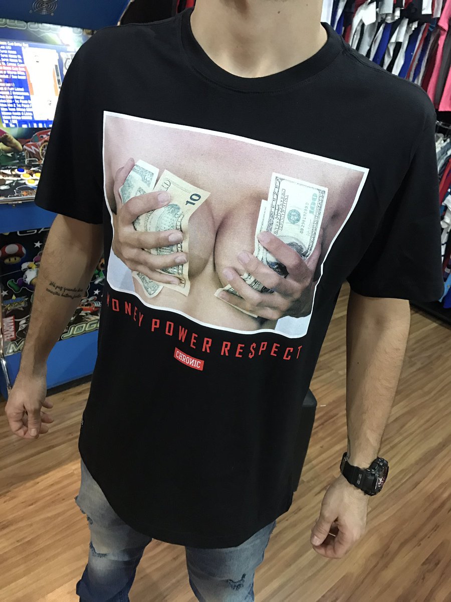 SGrifes's tweet photo. Camisa Chronic 60,00 https://t.co/C5fvatM9wA
