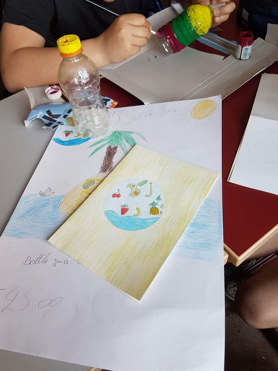 AtheneumMXM's tweet photo. #drinkpet #meisjes-magneet-deo #fruity-juice #powderfood uitvindingen optie economie 1A #jongeondernemers @Edushock @vlajovzw @GO_onderwijs https://t.co/2M2HPDfpSj