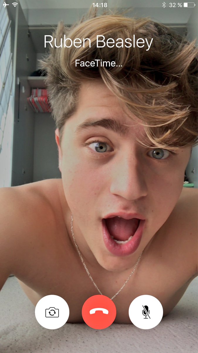 emartineeez's tweet photo. my life! Thanks my bro😂 https://t.co/GUOLd6gmXb