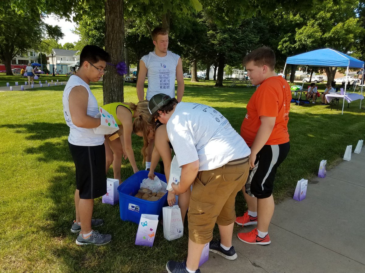 DavidVoves's tweet photo. NHS serving  our community...Floyd County Relay for Life @ Central Park 5-10 tonight. Join us tonight! #WeAreCC #ACS https://t.co/mGR4FbFke9