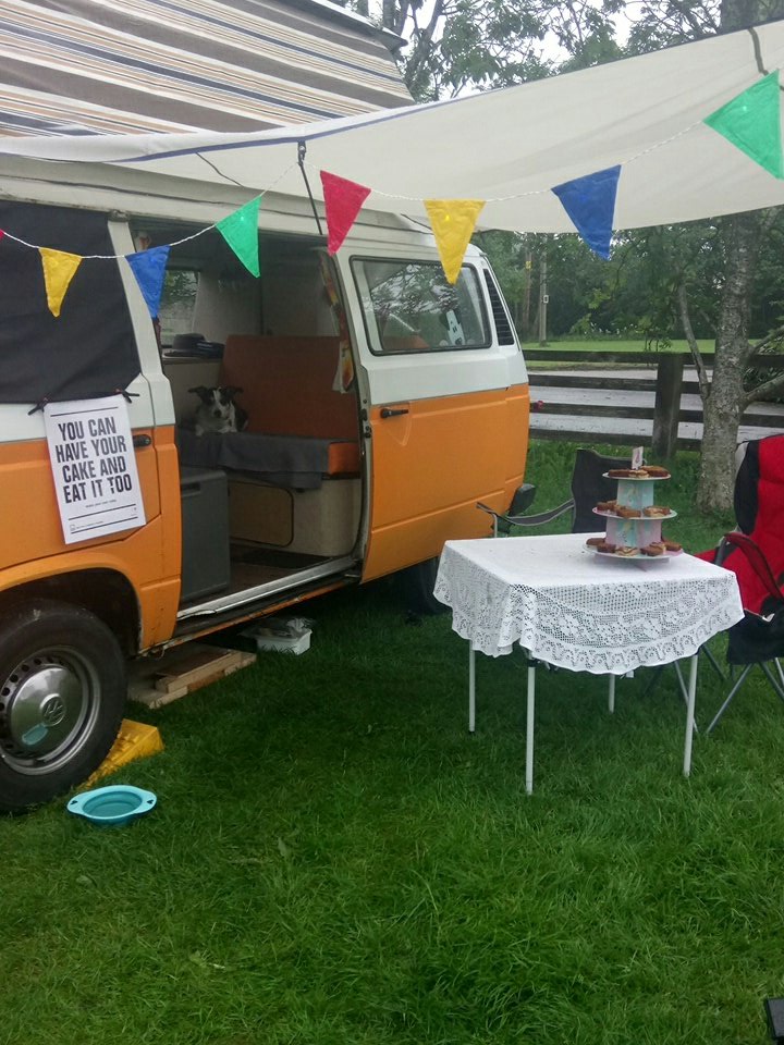 Cake <a href="/CampLlandegla/">Llyn Rhys Campsite</a>, come say hi to me, <a href="/P9ADV/">Craig Walmsley</a>. &amp; <a href="/Gizzi_Dog/">Gizzi</a> you can't miss us 😁