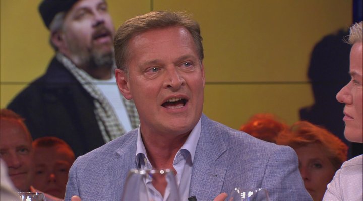 CafeKockelmann's tweet image. Terugkijken: @thomasacda speelt in ‘Fiddler on the Roof’ van @AlbertRTLB #Pauw pauw.vara.nl/media/373721