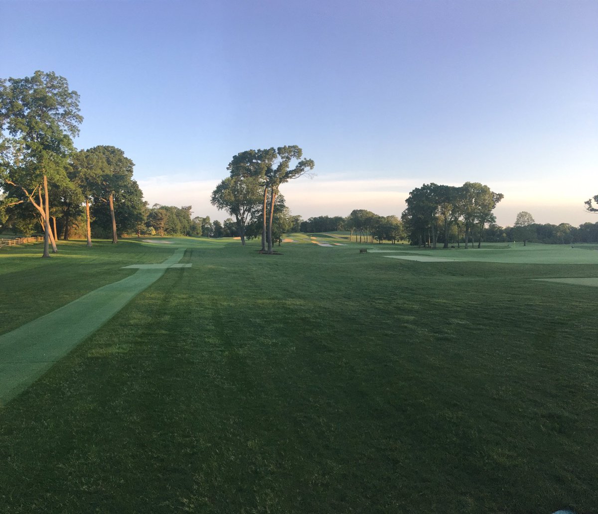 SebDague's tweet photo. One of those days at the Office, best job ever! #OhioProgram https://t.co/zDvcwkAbec