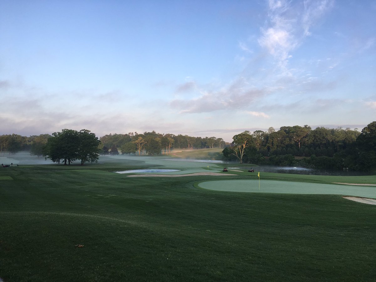 SebDague's tweet photo. One of those days at the Office, best job ever! #OhioProgram https://t.co/zDvcwkAbec