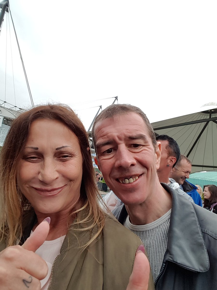 Darranps's tweet photo. At the Etihad Stadium with my gorgeous Mistress V to see Robbie Williams as a treat 😚💕 https://t.co/970HY3cyd6