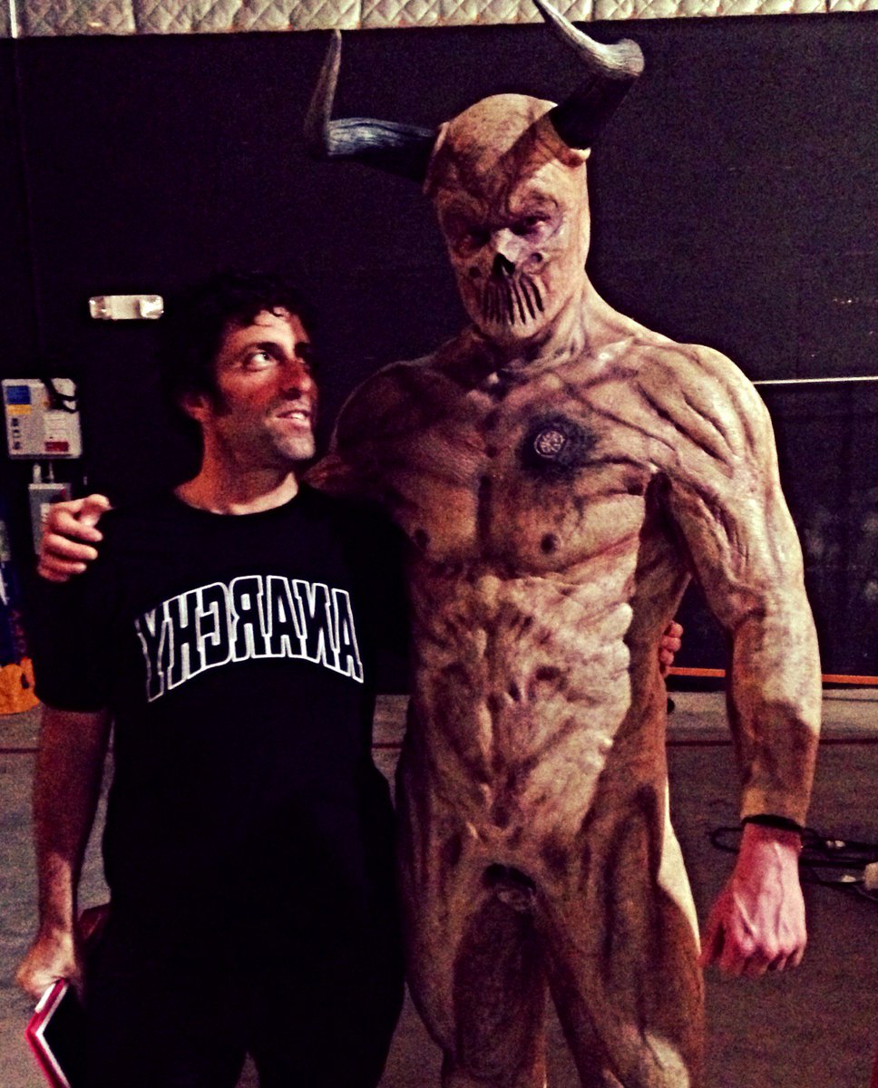 MRavenMetzner's tweet image. Dang but I have some great #SleepyHollow #BTS in my iPhoto @SleepyHollowFOX @sleepywriters