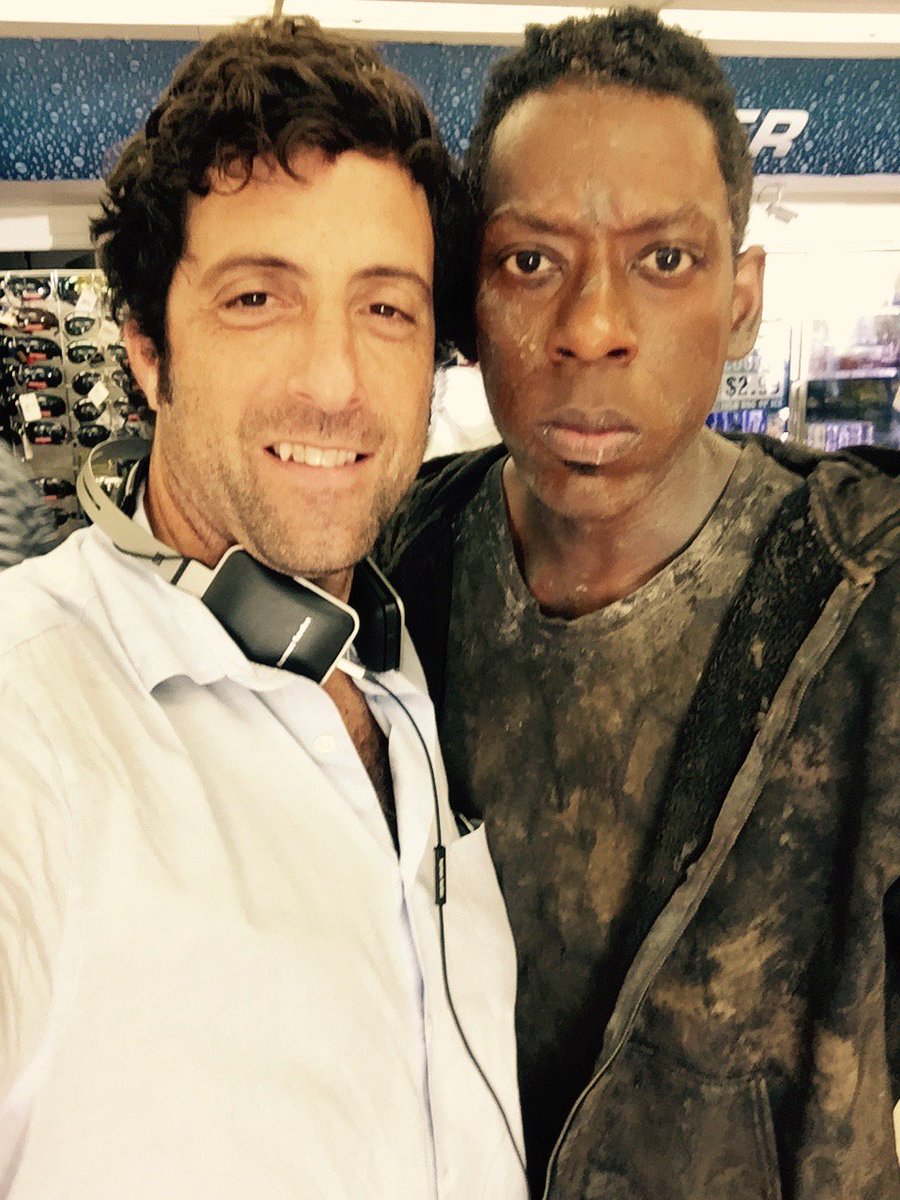 MRavenMetzner's tweet image. I got to write for some tremendous talents like Mr. @TheOrlandoJones on @SleepyHollowFOX #SleepyHollow