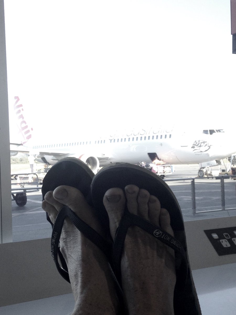 good_adventures's tweet photo. Good bye Australia 🇦🇺 watch out World #FeelGoodAdventures with @ferrisgump1 is on his way:) Can run anywhere in flip flop thongs for you:) https://t.co/8BmMiAVZY9