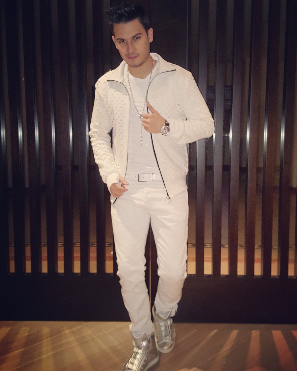 PipeBueno's tweet photo. Viernes... buena noche mi gente !! https://t.co/xgUqxexPLm