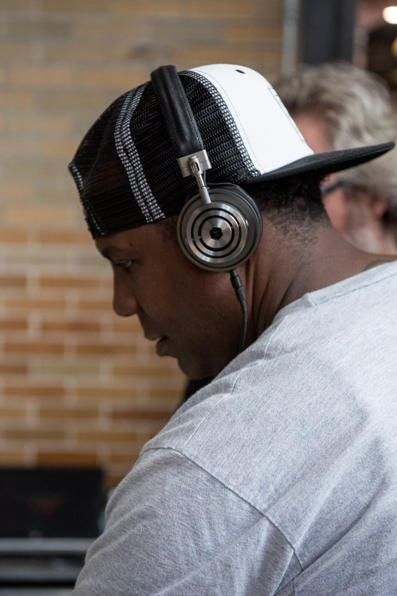 Moogfest's tweet image. Uncompromising sound from our friends at @MasterDynamic for the #Moog Pop-Up Factory stations during #Moogfest2017 masterdynamic.com