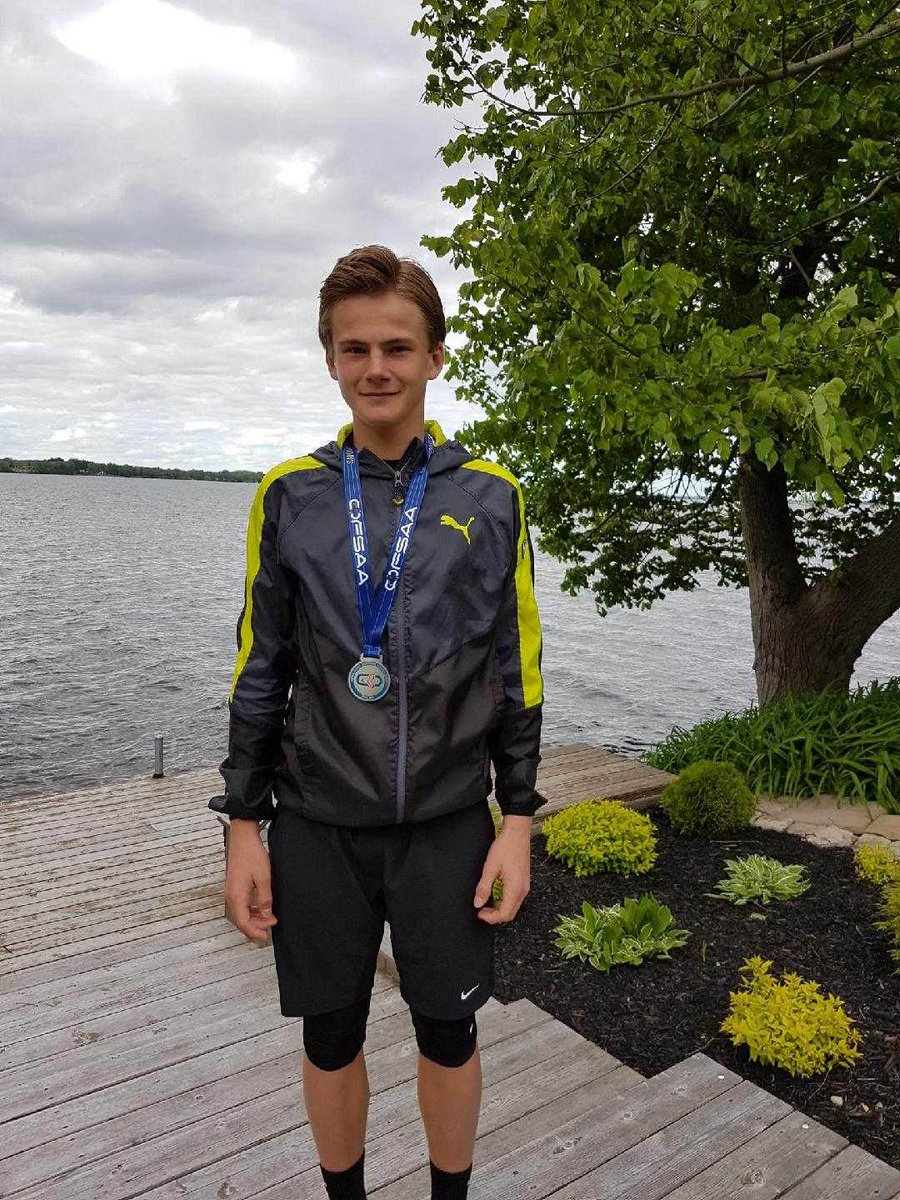 OakTrafalgarHS's tweet photo. Matthew Tint winner of the Silver Medal OFSAA high jump!!! Congrats on the personal best https://t.co/ug39XIoLEc