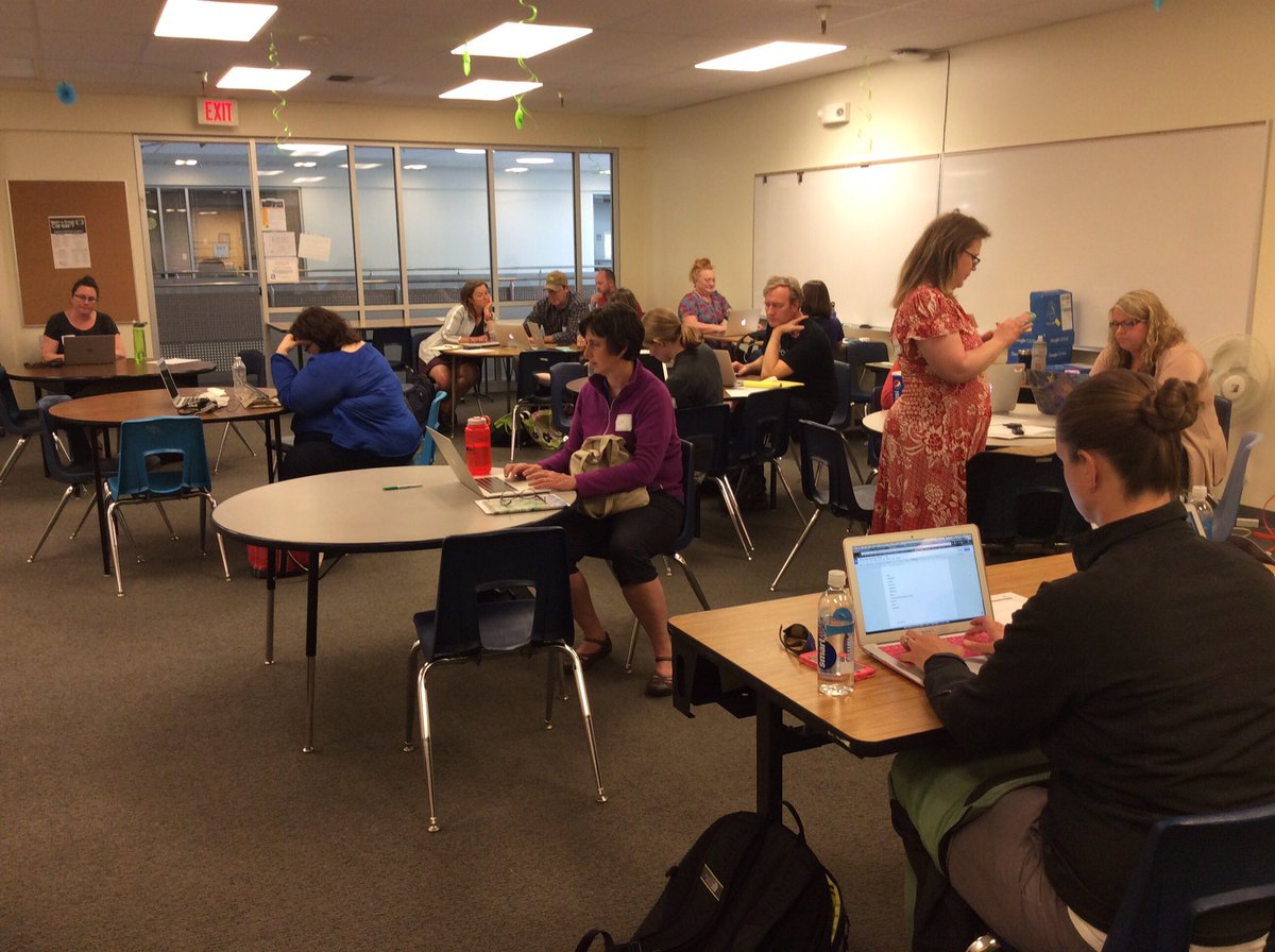 99577rossco's tweet photo. Digital Storytelling on day 4 of ASDSA! https://t.co/4mAUMPGc6u