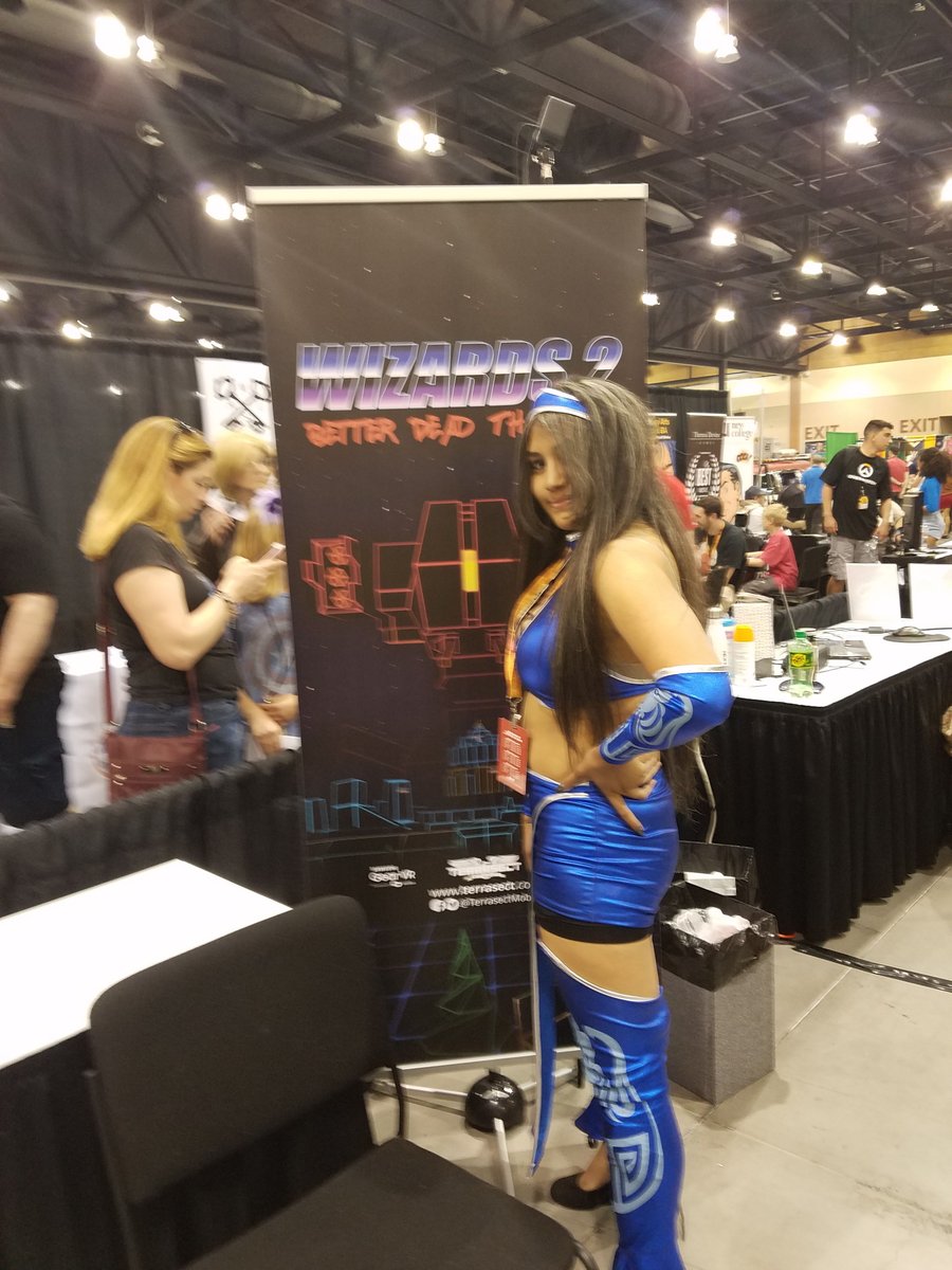 TerrasectMobile's tweet photo. Being in the Main Hall this year meant that we got to see a LOT more of the cosplays! #PHXCC #SWVGS #GameDev #Cosplay https://t.co/OcYoZOpCEG