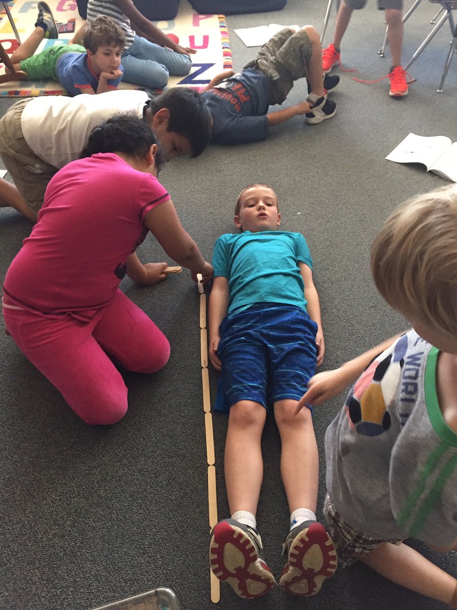 Measuring length with popsicle sticks! #kwbpride <a href="/KWBChe/">Che Abdeljawad</a>
