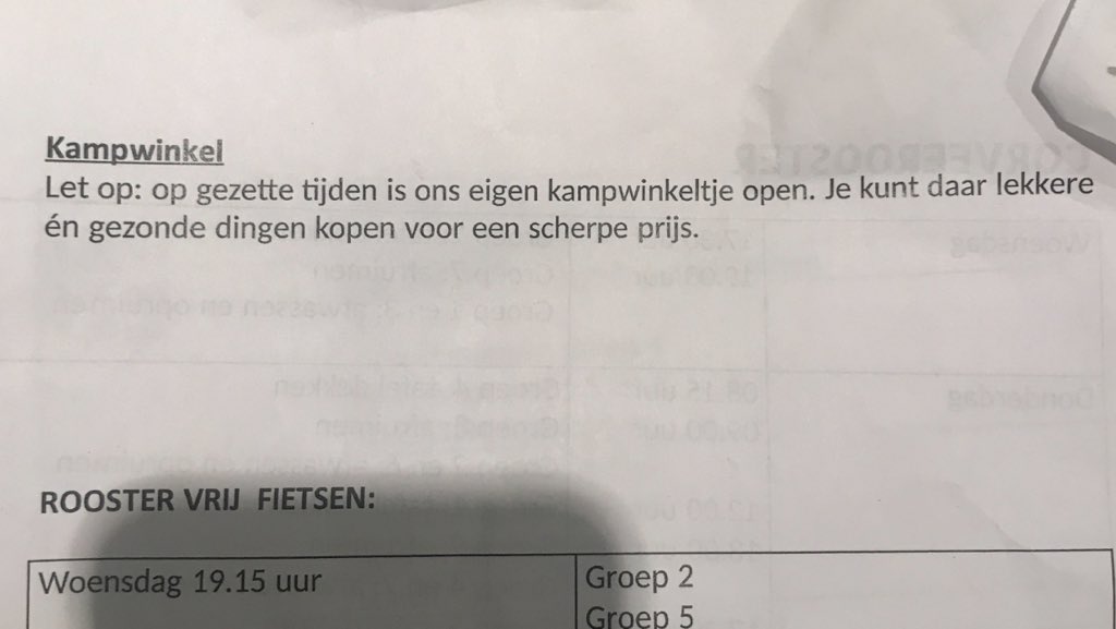 wbikker's tweet image. M&apos;n dochter van de week op kamp geweest. Ook daar een Kampwinkel. #scherpeprijs #afdingennietnodig