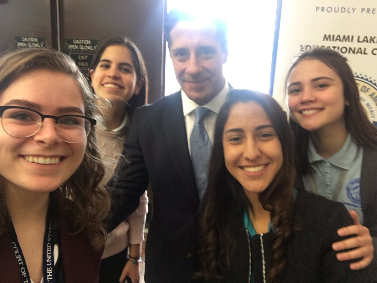 ReboredoAlex's tweet photo. This year I was able to meet & speak to so many people through journalism, and I realized that I am following my passion #YearAtMLEC https://t.co/u0v0OrwVUS