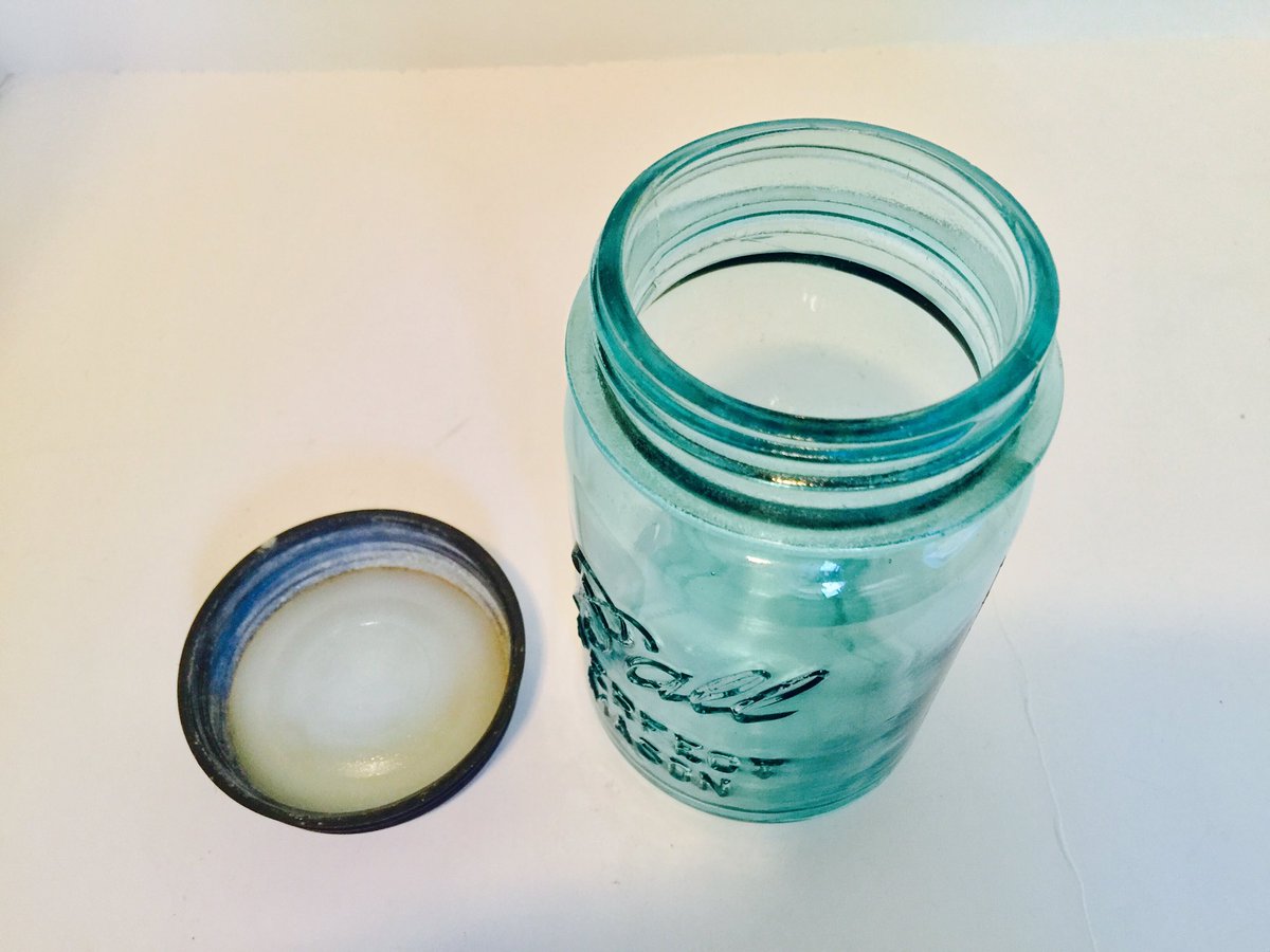 oldstuff32136's tweet photo. Check out Ball mason pint jar #2 zinc screw on lid, nice aqua color #BALL https://t.co/my5eKhGGZX via @eBay #ballmason #1pintball https://t.co/wH06Ll9BPm