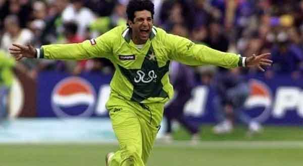 Happy Birthday to the king of swing and the legendary Cricketer Wasim Akram 