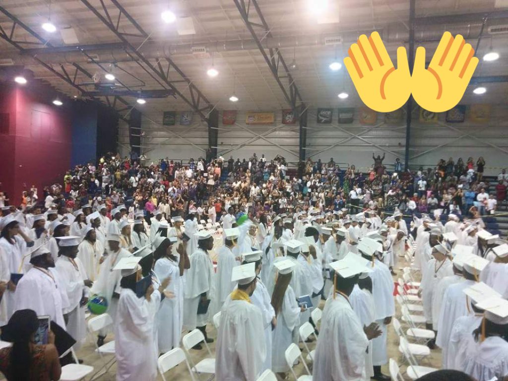 Elizabeth chardon tweet media