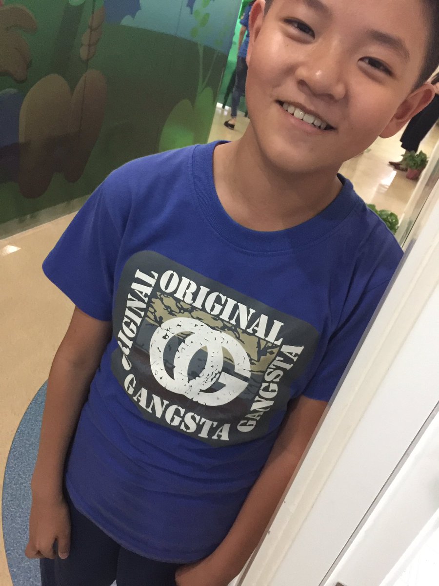 jrsayers's tweet image. First tweet goes out to Leo's shirt.  💸💸💸