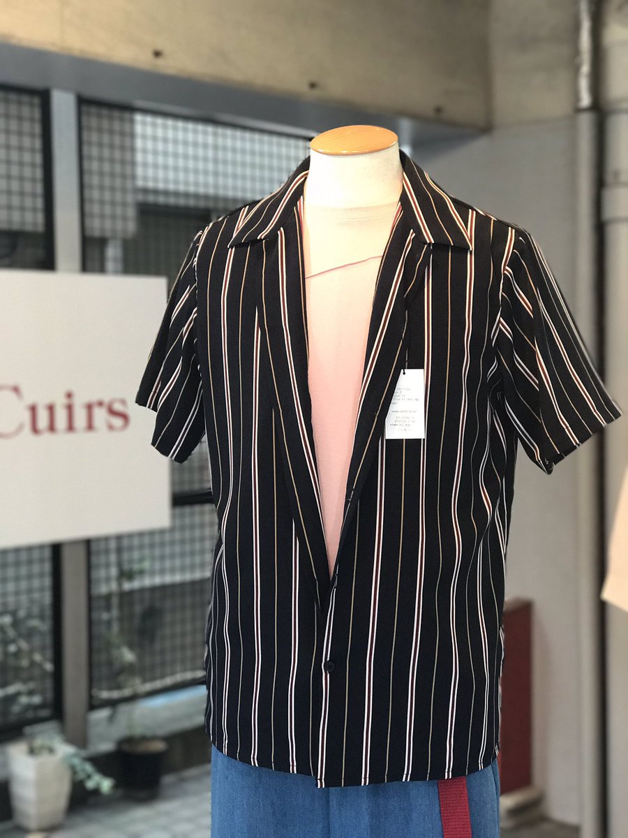 O Xrhsths Cuirs キュイー Sto Twitter 本日入荷多数 そしてスタッフオススメは この半袖ストライプシャツです 柔らかくて着心地抜群 4900 Tax カラーは2色 フリーサイズ 羽織るお洒落アイテム増やそう ストライプ ストライプシャツ コーデ メンズ