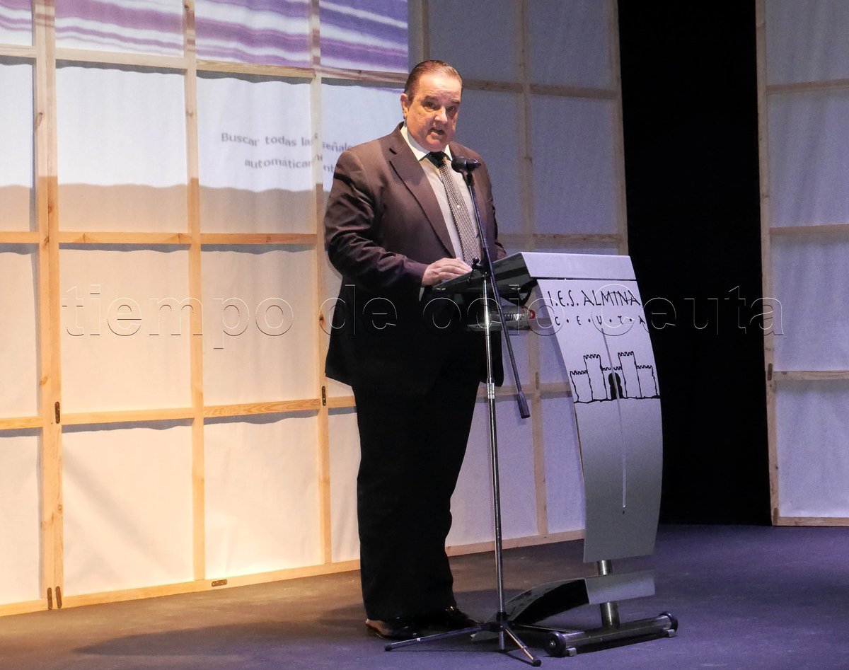 tiempodeocioceuta.com/articulo/socie…
El IES ‘Almina’ celebró el 50 Aniversario de su fundación 
#tdeoceuta