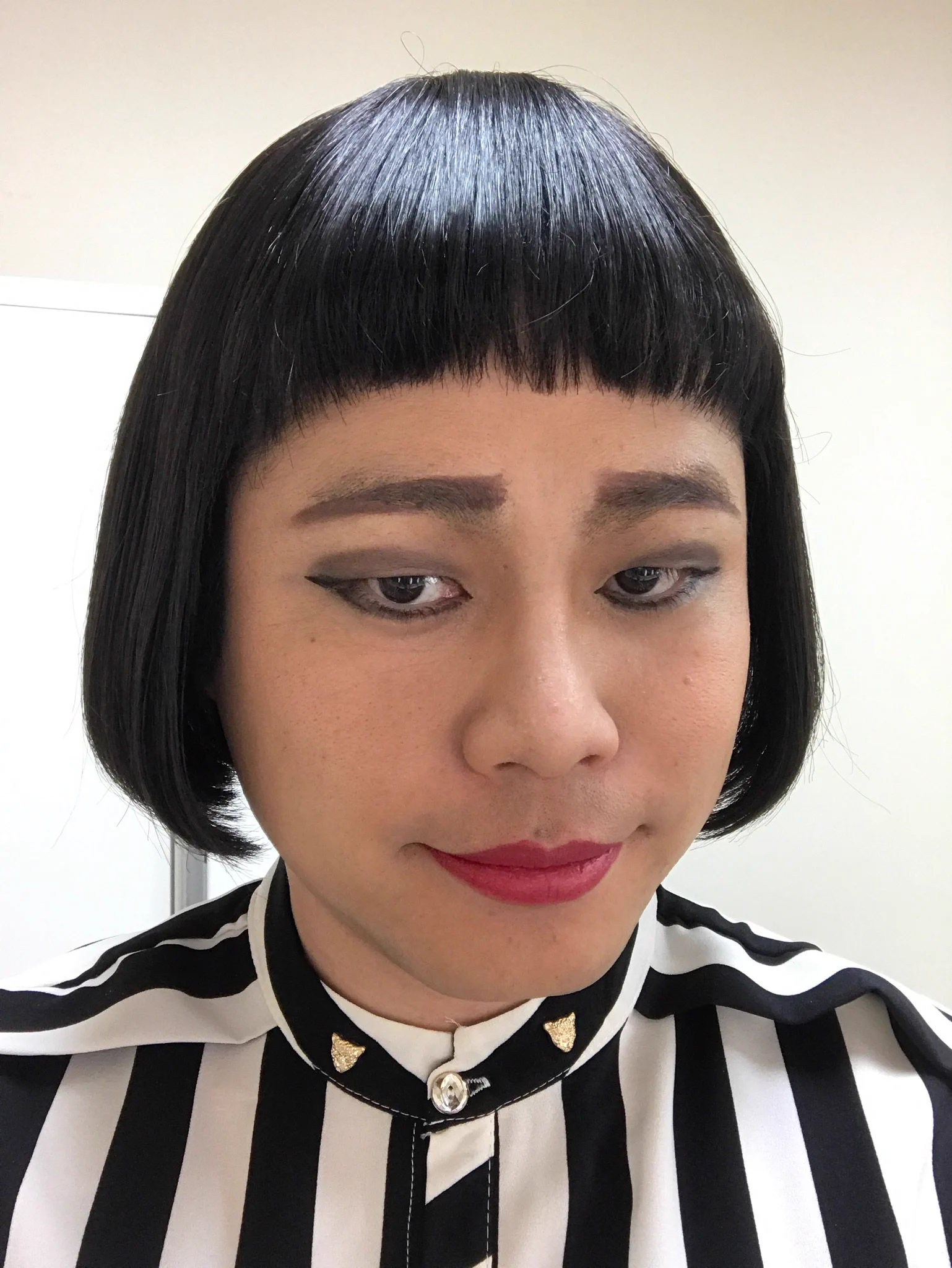 似すぎだろｗｗｗブルゾンちえみならぬブルゾン井上ｗｗｗ