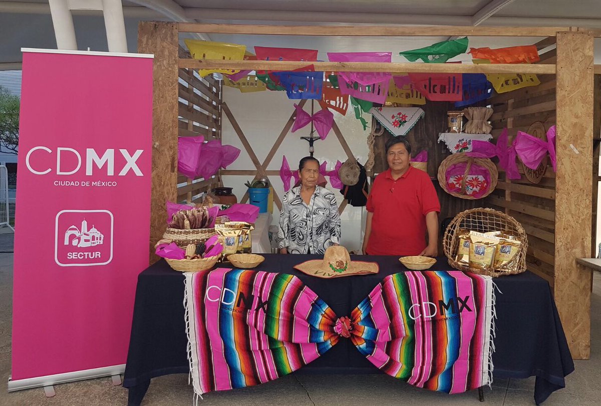 turismocdmx's tweet photo. La #CDMX ya está lista para recibirte mañana en el @PGBicentenario de @guanajuato y te enamores de la gastronomía de la ciudad. https://t.co/B0ZEHznjug