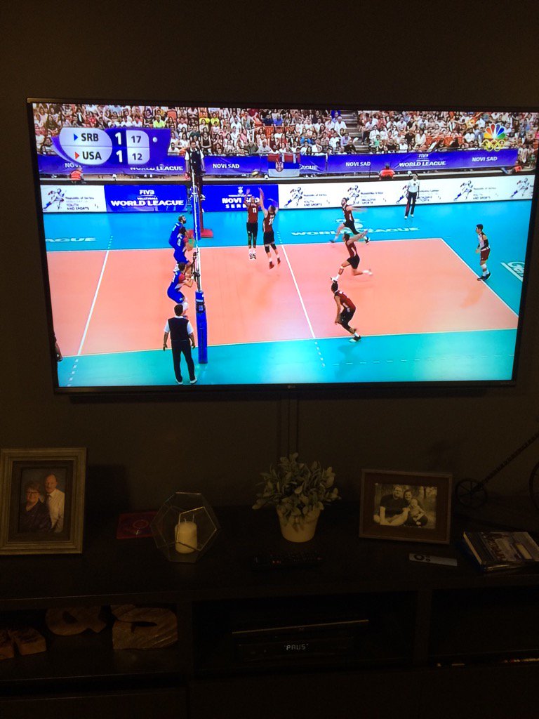 sp_vball's tweet photo. Not many people stay up on a Friday night to watch volleyball.  But @FIVBVolleyball is on and the US is playing. https://t.co/bUptOYvz8C
