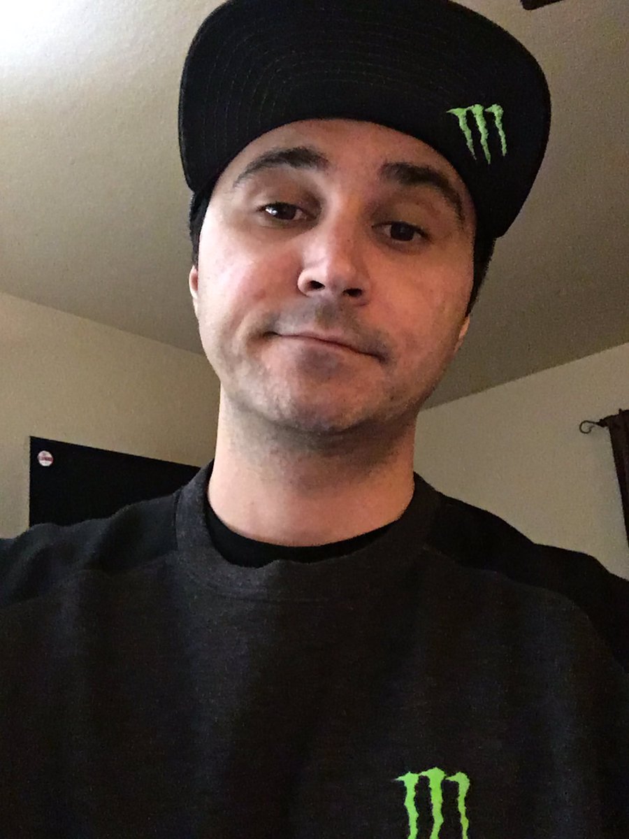 The 34-year old son of father (?) and mother(?) Summit1g in 2022 photo. Summit1g earned a  million dollar salary - leaving the net worth at 1 million in 2022