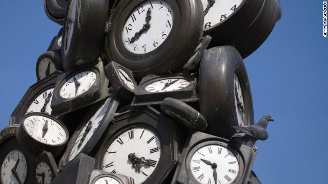 CNN's tweet photo. To make your weekend go slower, try new things, a neuroscientist suggests https://t.co/qJ4r7Zvu6X https://t.co/42ZZVbRbhB