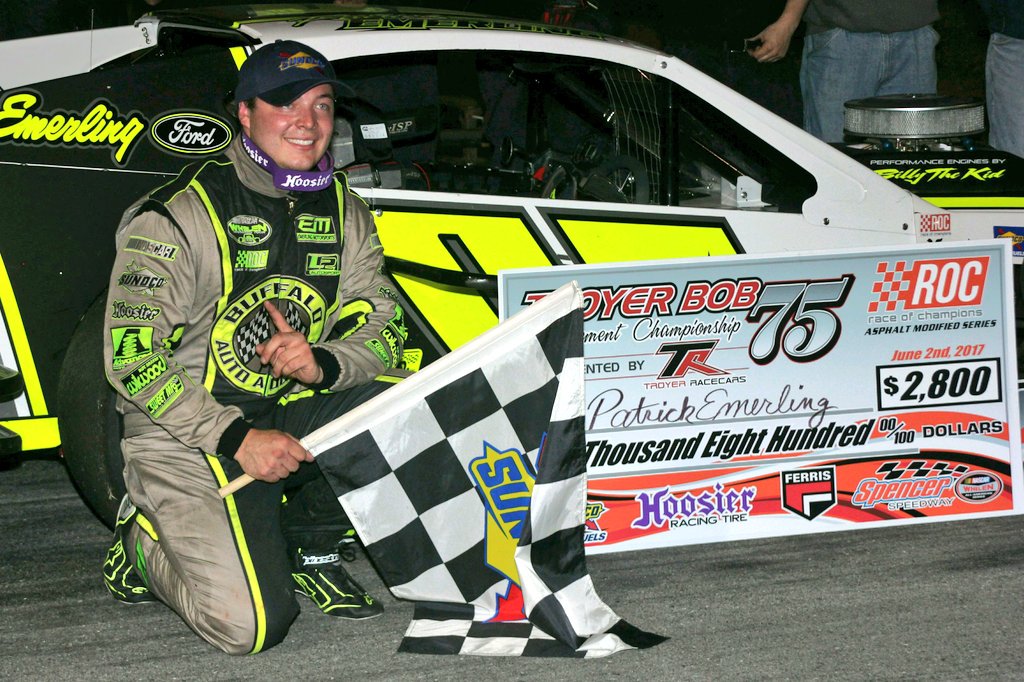 RacingAmerica's tweet photo. #RoCMods: @PatrickEmerling wins tonight's @RoCModSeries event at @SpencerSpeedNY. Full coverage can be found at: https://t.co/bLRcWoXTE1 https://t.co/q1bbrMDvel