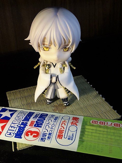 ルルニカ お取引プロカ有 ねんどろいどの付属台座を使わずに自立させる方法で以前ストローを紹介したのですが 手で曲げられる透明プラ棒があると知り試したらめっちゃハマりました タミヤ 透明ソフトプラ材3mm丸棒 3mmで背中の穴に丁度ハマりました ルルニカ お取引プロカ有 ねんどろいどの付属台座を使わずに自立させる方法で以前ストローを紹介したのですが 手で曲げられる透明プラ棒があると知り試したらめっちゃハマりました タミヤ 透明ソフトプラ材3mm丸棒 3mmで背中の穴に丁度ハマりました