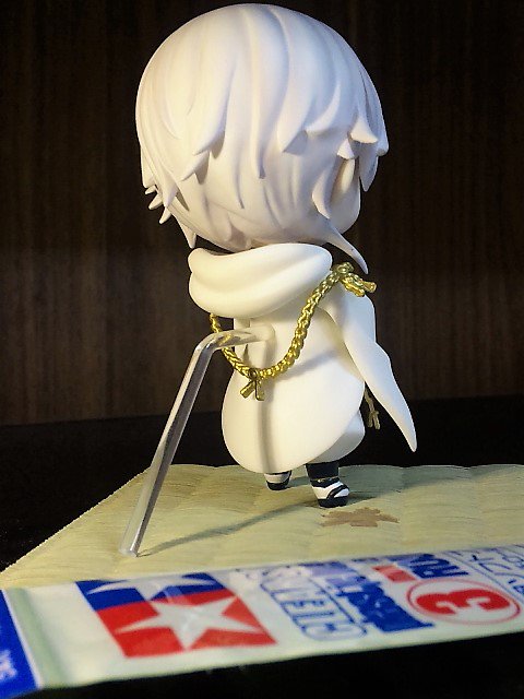 ルルニカ お取引プロカ有 ねんどろいどの付属台座を使わずに自立させる方法で以前ストローを紹介したのですが 手で曲げられる透明プラ棒があると知り試したらめっちゃハマりました タミヤ 透明ソフトプラ材3mm丸棒 3mmで背中の穴に丁度ハマりました