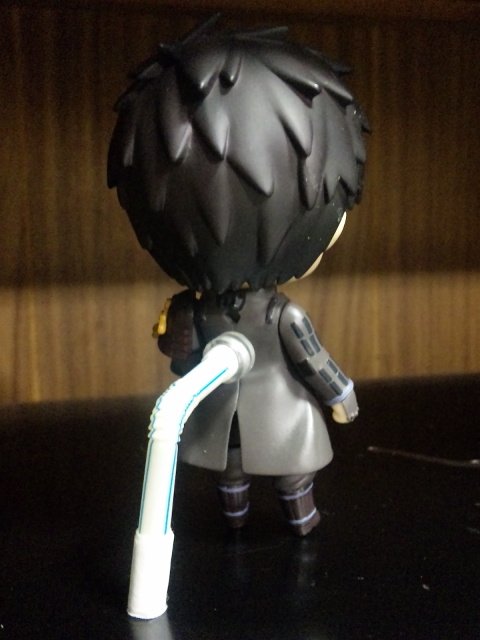 ルルニカ お取引プロカ有 ねんどろいどの付属台座を使わずに自立させる方法で以前ストローを紹介したのですが 手で曲げられる透明プラ棒があると知り試したらめっちゃハマりました タミヤ 透明ソフトプラ材3mm丸棒 3mmで背中の穴に丁度ハマりました