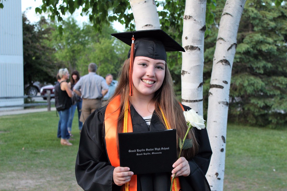 ScottPatrow's tweet photo. Well, she is graduated!  Proud parents. https://t.co/kHWg2hR5op