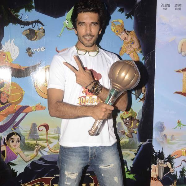 TaherSM_FC's tweet image. Our Gadadhari Hanuman...@taher07 at @hanuman_damdaar screening 💞💗 #HanumanDaDamdar #InCinemasNow #GoAndWatch